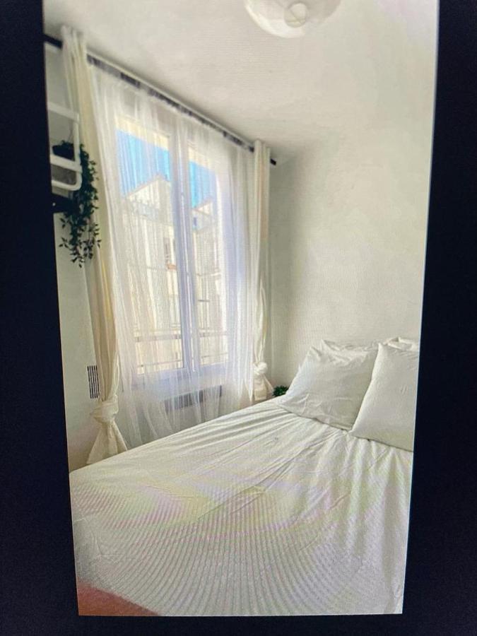Cute One Bedroom In Le Marais Paryż Zewnętrze zdjęcie