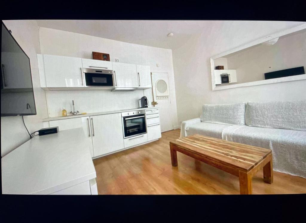 Cute One Bedroom In Le Marais Paryż Zewnętrze zdjęcie