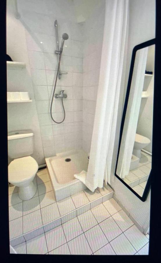 Cute One Bedroom In Le Marais Paryż Zewnętrze zdjęcie
